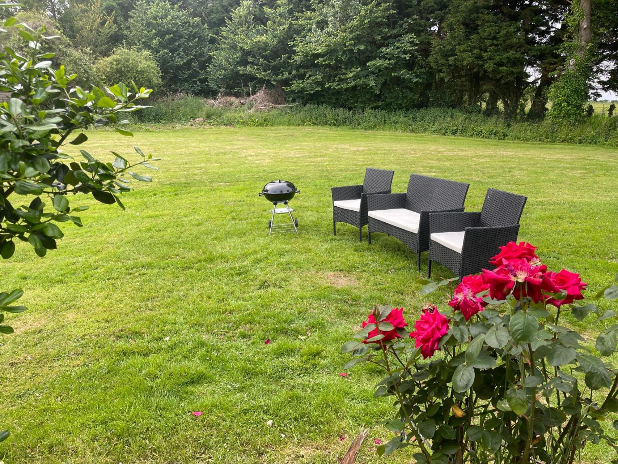 Look No Further Gorgeous Newly Renovated Contemporary Chalet Sandown Bay Holiday Centre Экстерьер фото