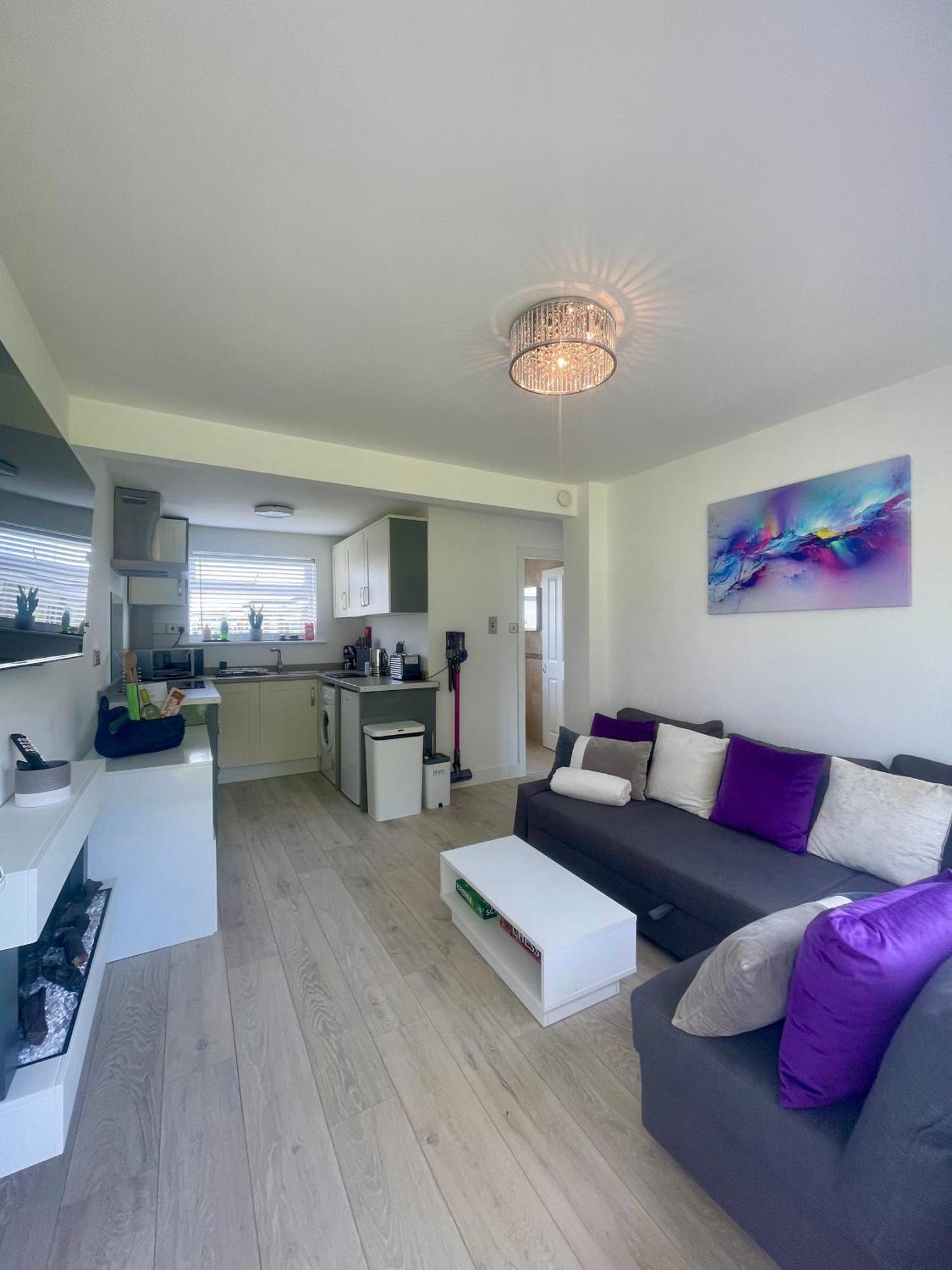 Look No Further Gorgeous Newly Renovated Contemporary Chalet Sandown Bay Holiday Centre Экстерьер фото